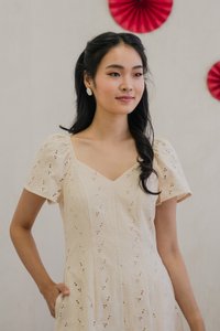 Viva Eyelet V-neck Midi Dress in Cream (XS)