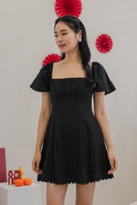 Rahri Embroidery Ruched Dress In Black
