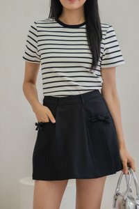 Quaint Coquette Pleated Skort In Black (XS)