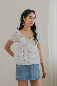 Blooming Eyelet Sweetheart Ribbon Top In Blue (XS)