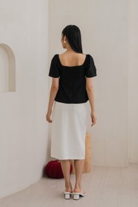 Bambi Ribbon Embroidery Bow Top In Black