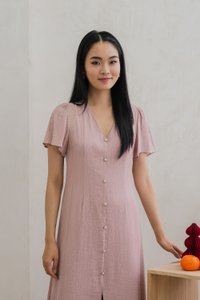 Portia Pearl Button Slit Midi Dress In Dusty Pink