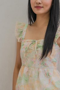 Saffron Ruffle Sleeves Crochet Hem Top In Cream (XS)