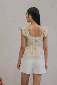 Saffron Ruffle Sleeves Crochet Hem Top In Cream (XS)