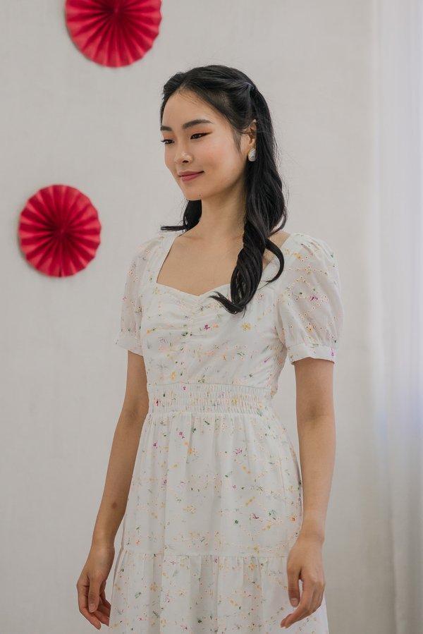 Clarity Smocked Back Sweetheart Midi Dress in White (XS)