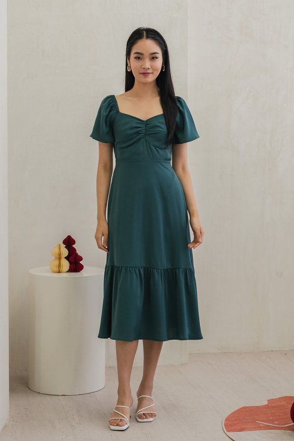 Sonata Sweetheart Flare Sleeve Maxi Dress In Forest