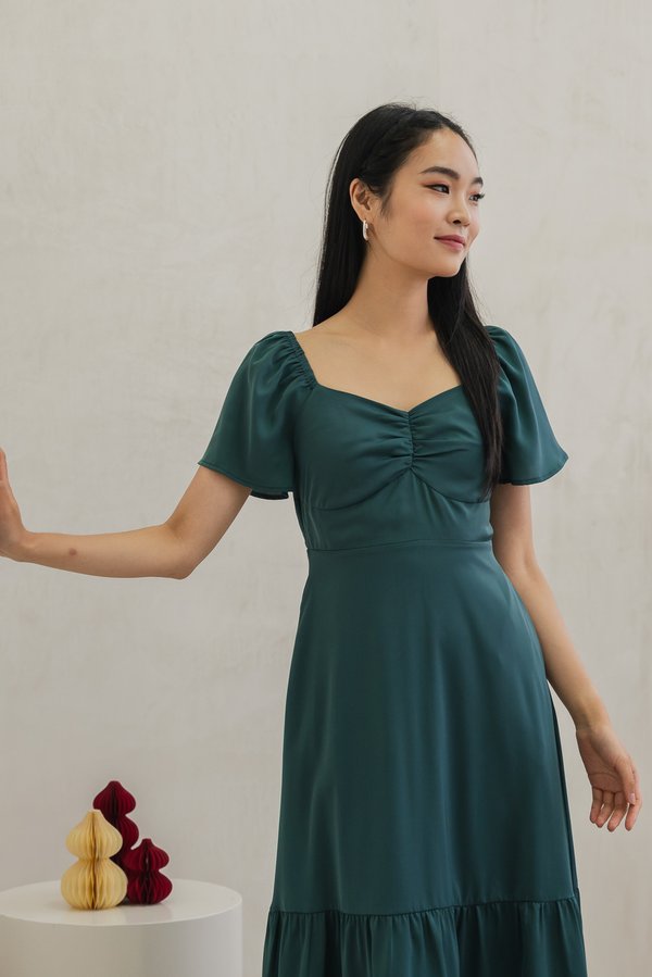 Sonata Sweetheart Flare Sleeve Maxi Dress In Forest