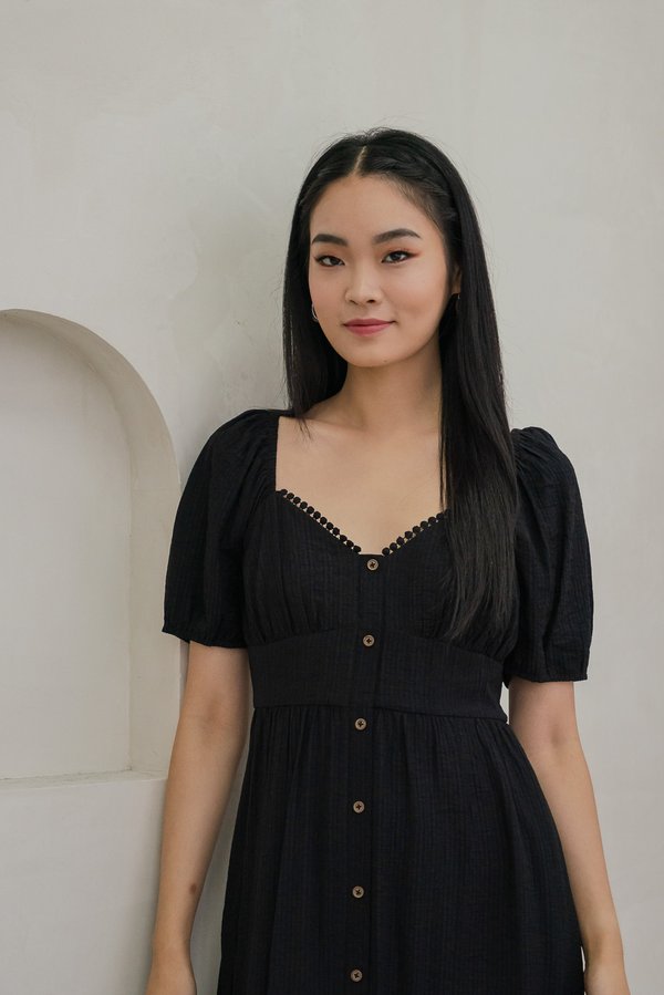 Tule Textured Front Button Midi Dress In Black