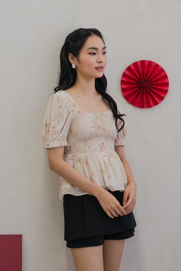 Solace Floral Smocked Puff Sleeve Top in Cream (XS)