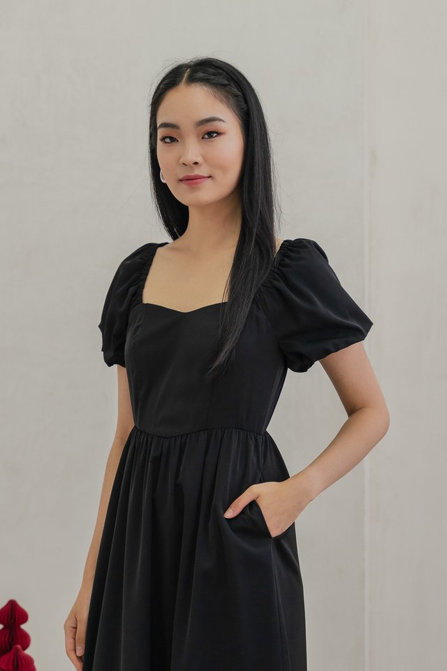 Princess Puff Sleeve Maxi Dress In Black