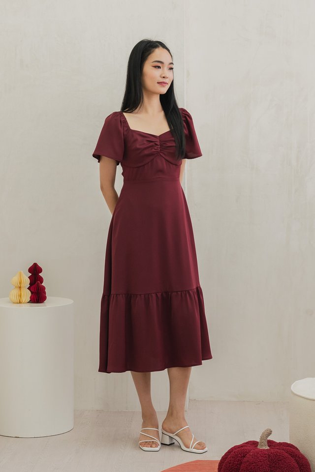 Sonata Sweetheart Flare Sleeve Maxi Dress In Wine