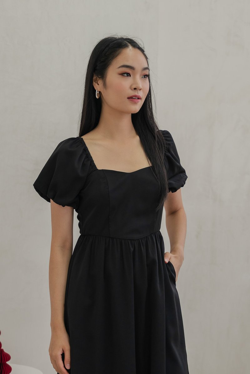 Princess Puff Sleeve Maxi Dress In Black
