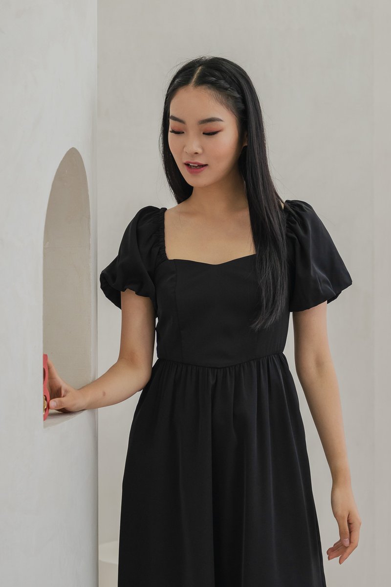 Princess Puff Sleeve Maxi Dress In Black