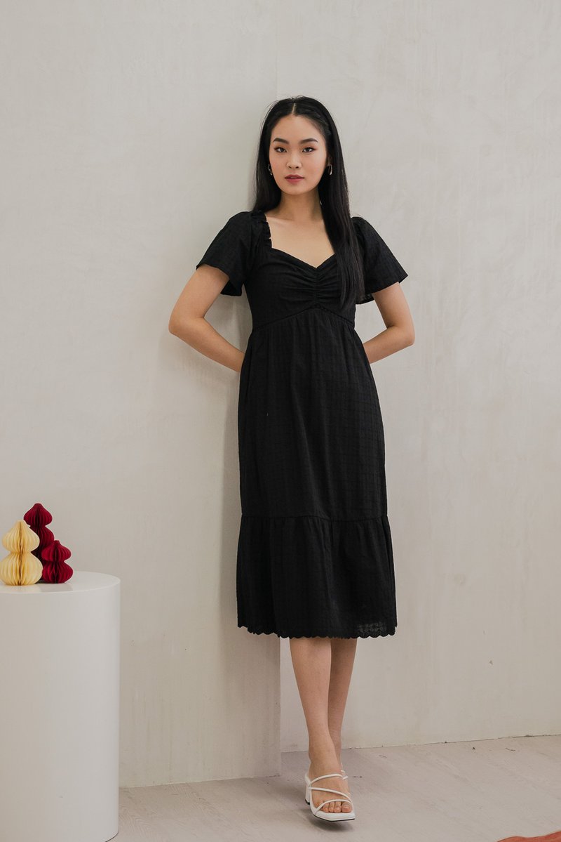 Surrey Embroidery Sweetheart Midi Dress In Black