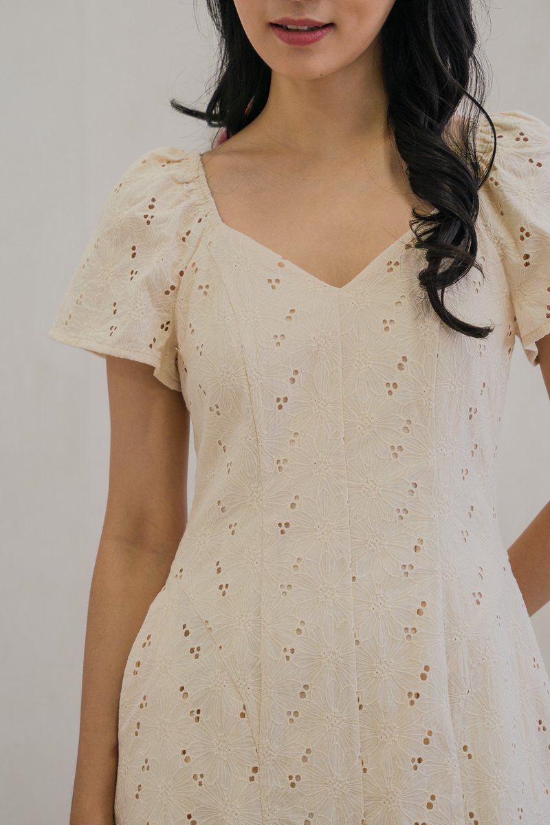 Viva Eyelet V-neck Midi Dress in Cream (XS)