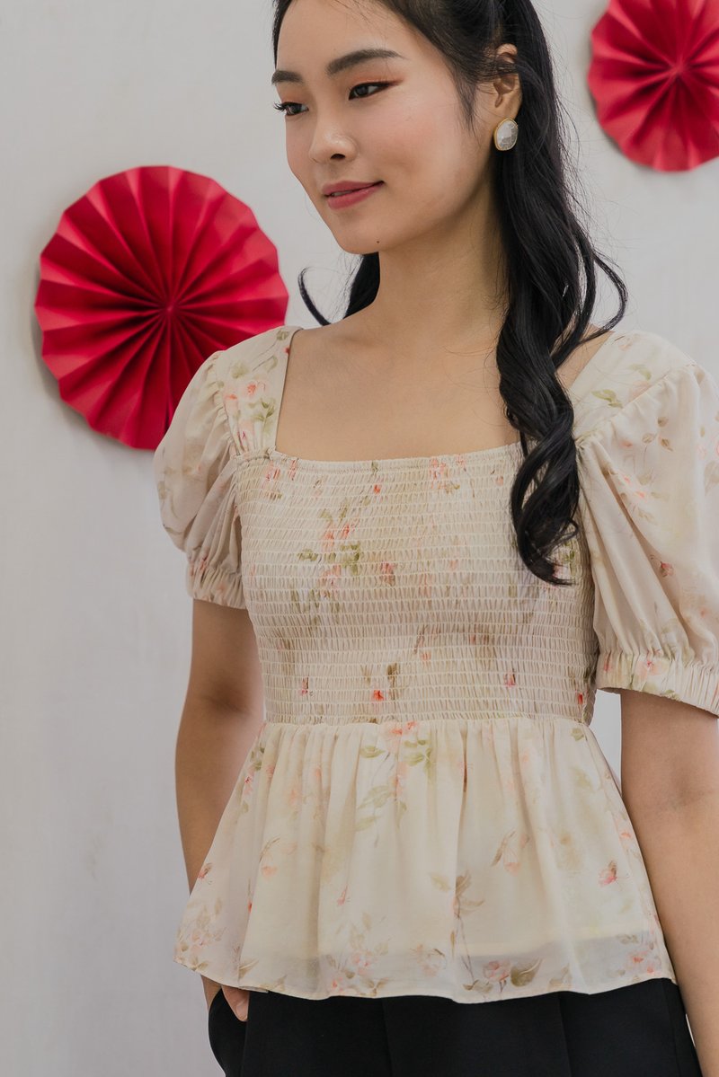 Solace Floral Smocked Puff Sleeve Top in Cream (XS)
