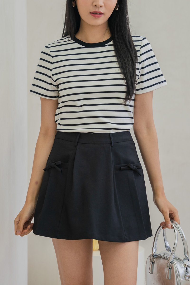 Quaint Coquette Pleated Skort In Black (XS)