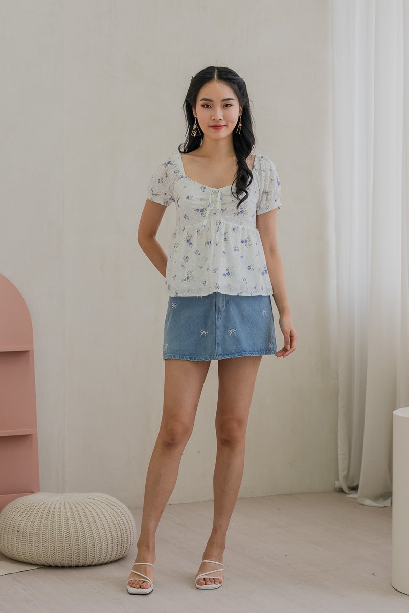 Blooming Eyelet Sweetheart Ribbon Top In Blue (XS)