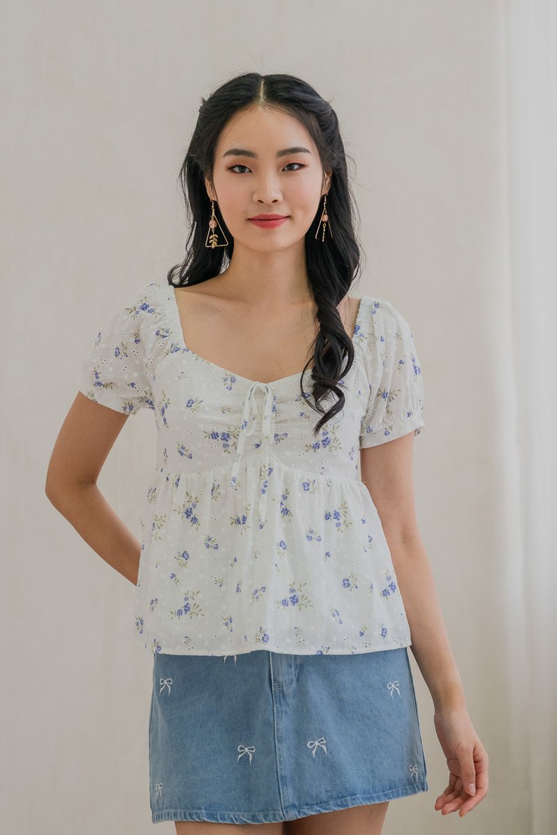 Blooming Eyelet Sweetheart Ribbon Top In Blue (XS)