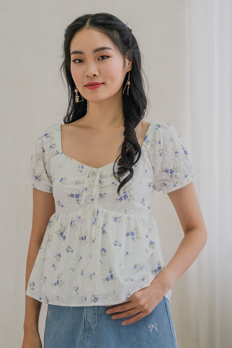 Blooming Eyelet Sweetheart Ribbon Top In Blue (XS)