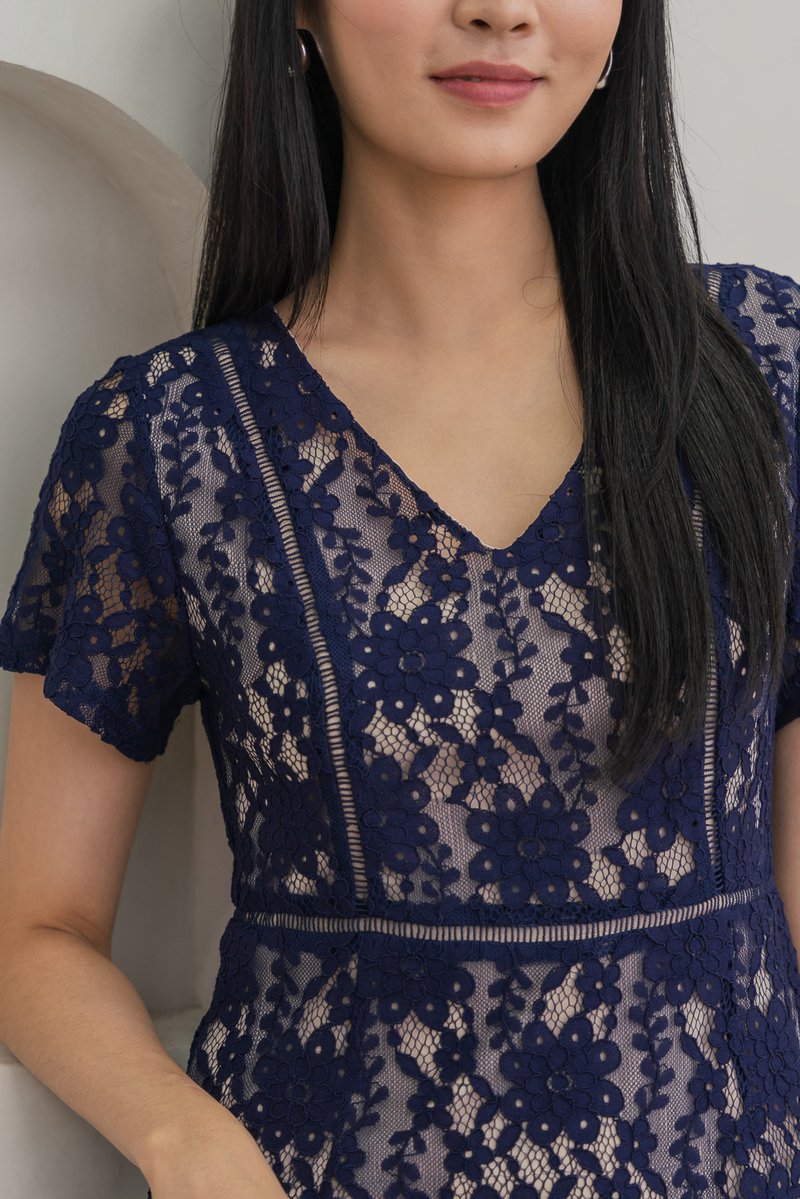 Lynette Contrast Lace Tiered Dress In Navy