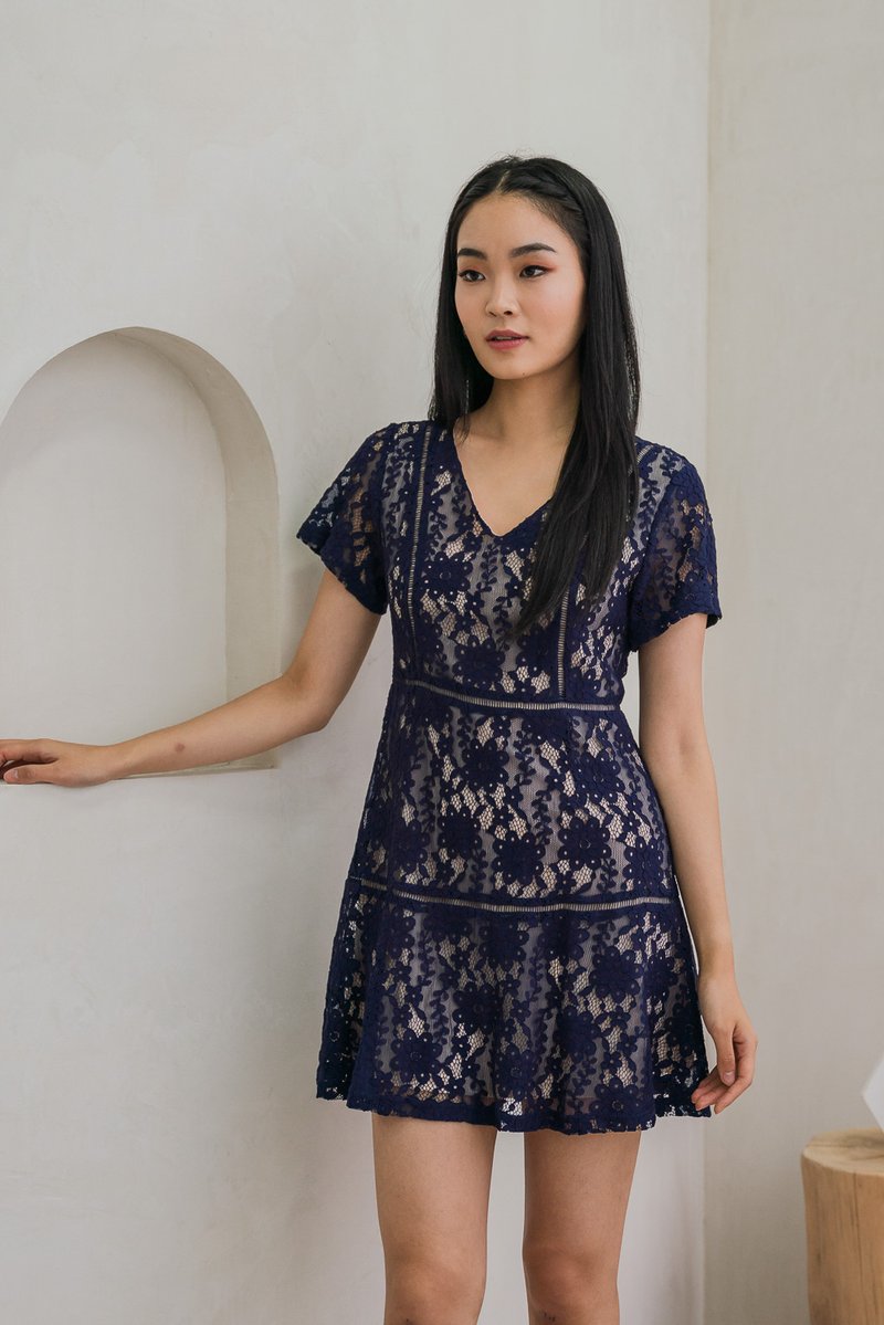 Lynette Contrast Lace Tiered Dress In Navy
