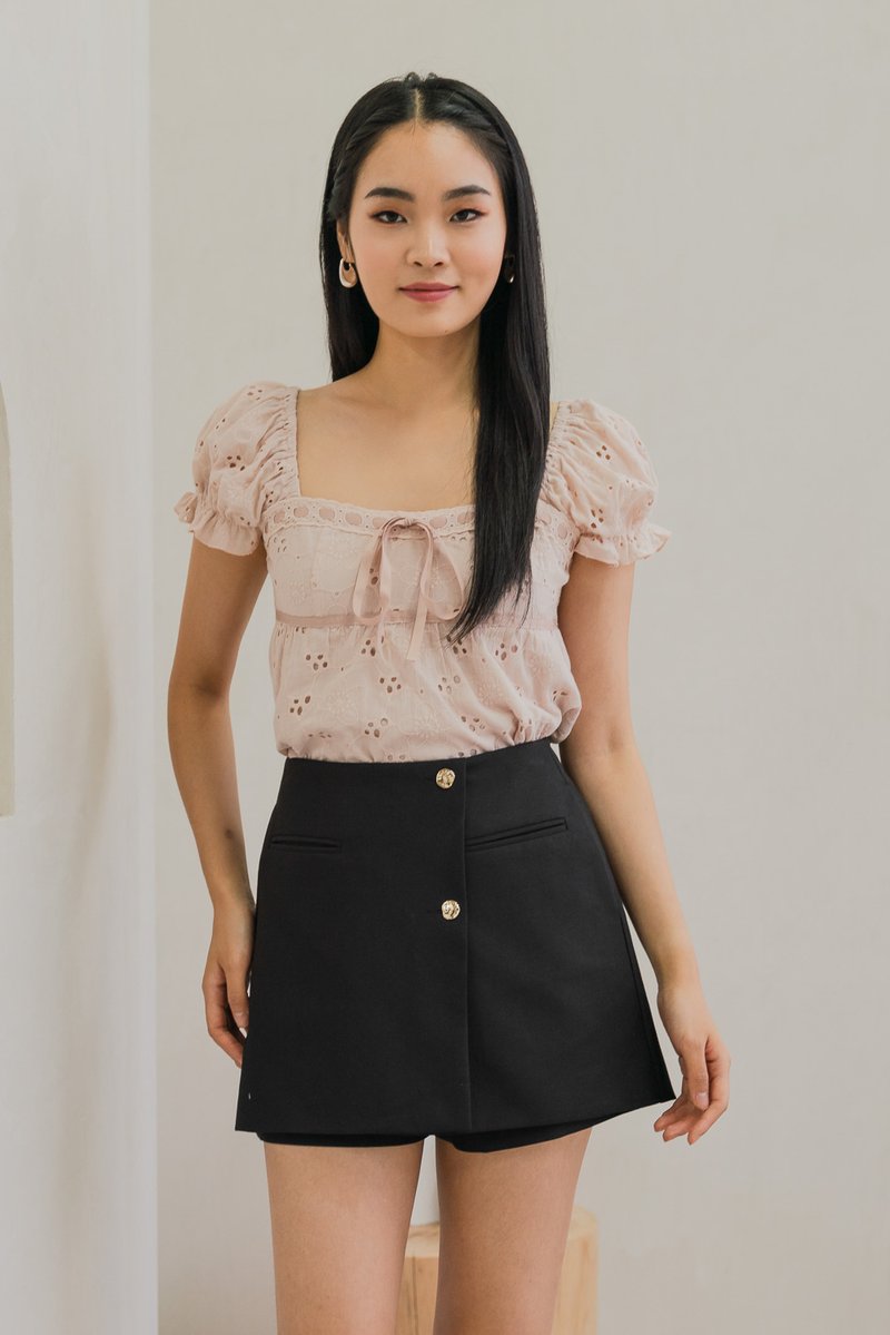 Finnley Floral Eyelet Ribbonette Top In Dusty Pink (XS)