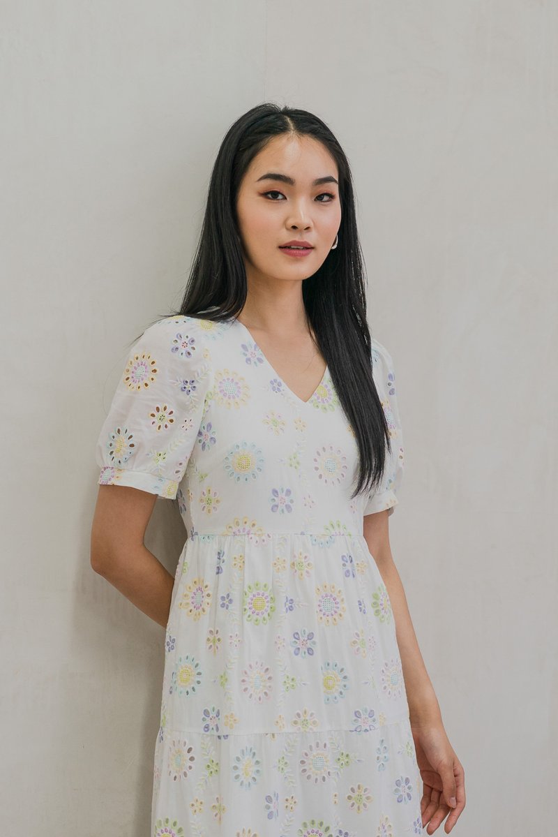 Lumina Pastel Eyelet Maxi Dress In White (XS)
