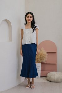 Celestine Pintuck Crochet Sleeve Top In White (XL)