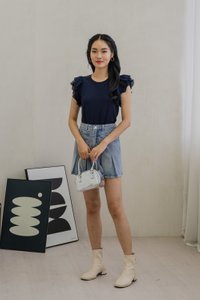 Charm Flutter Eyelet Sleeve Top In Navy (XS)