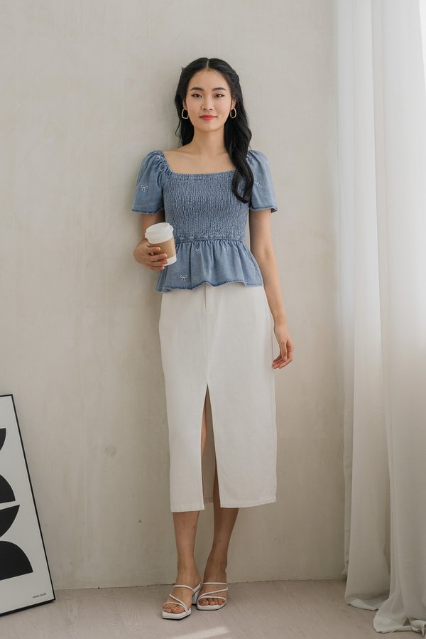 Ricca Smocked Ribbon Denim Top In Light Wash (XS)
