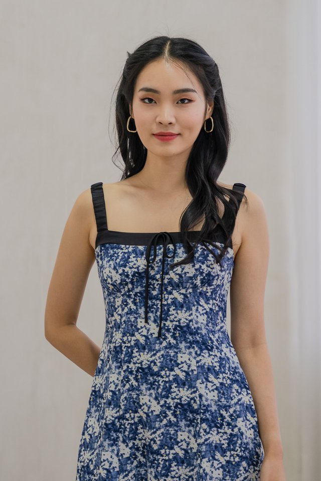 Celestial Printed Ribbon Midi Dress In Navy