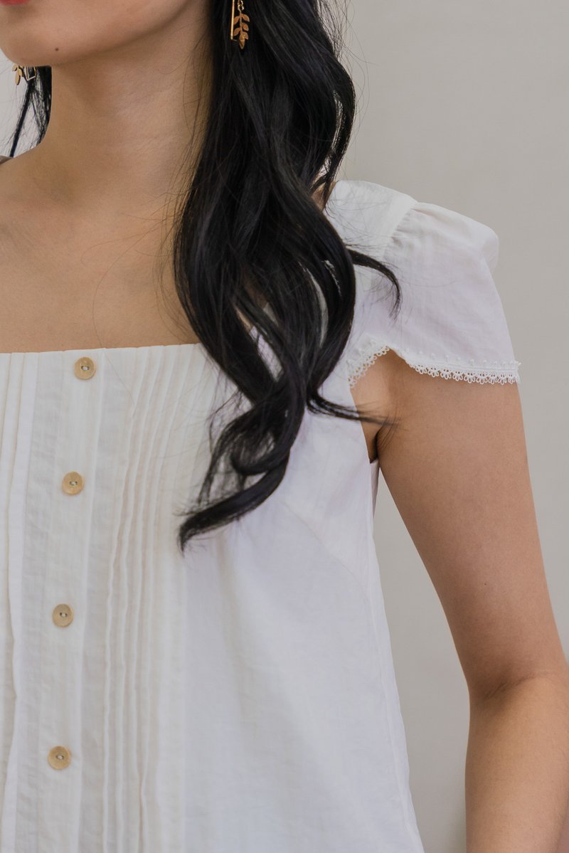 Celestine Pintuck Crochet Sleeve Top In White (XL)