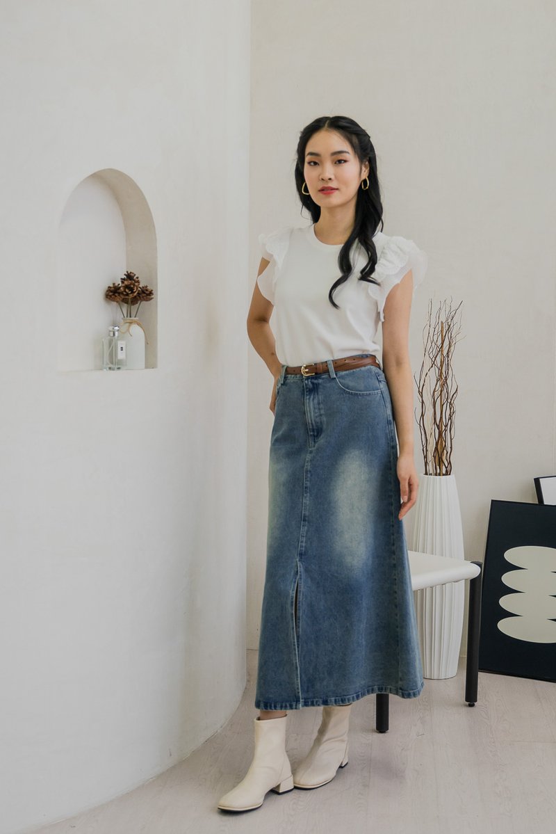Diondre Denim Slit Maxi Skirt in Vintage Wash