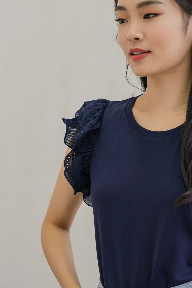 Charm Flutter Eyelet Sleeve Top In Navy (XS)