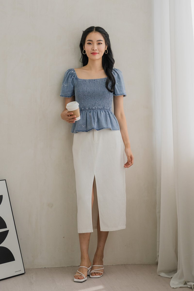 Ricca Smocked Ribbon Denim Top In Light Wash (XS)