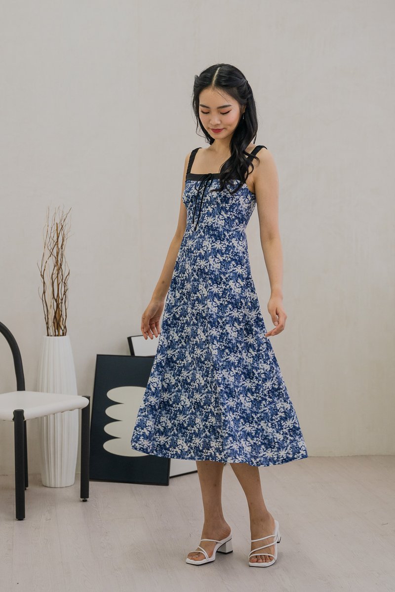 Celestial Printed Ribbon Midi Dress In Navy