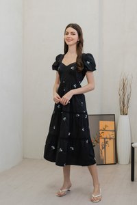 Flourish Embroidered Empire Maxi Dress In Black (XS)