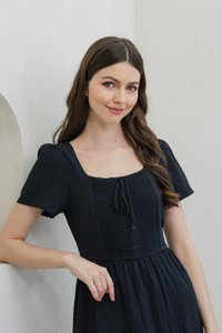 Pacifika Pintuck Ribbon Midi Dress In Black (XS)