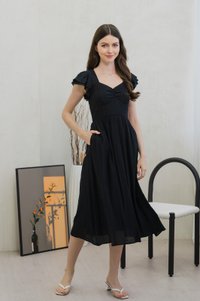 Tamryn Textured Flutter Sleeve Maxi Dress In Black (XS)