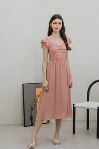 Tamryn Textured Flutter Sleeve Maxi Dress In Peach (XS)