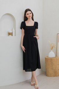 Evante Eyelet button Midi Dress In Black (XS)