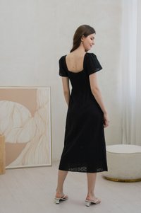 Evante Eyelet button Midi Dress In Black (XS)