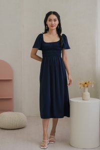 Moira Smocked Flare Sleeve Midi Dress In Navy (XS)