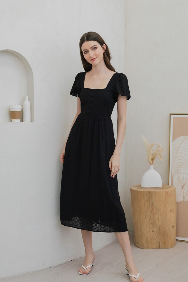 Evante Eyelet button Midi Dress In Black (XS)