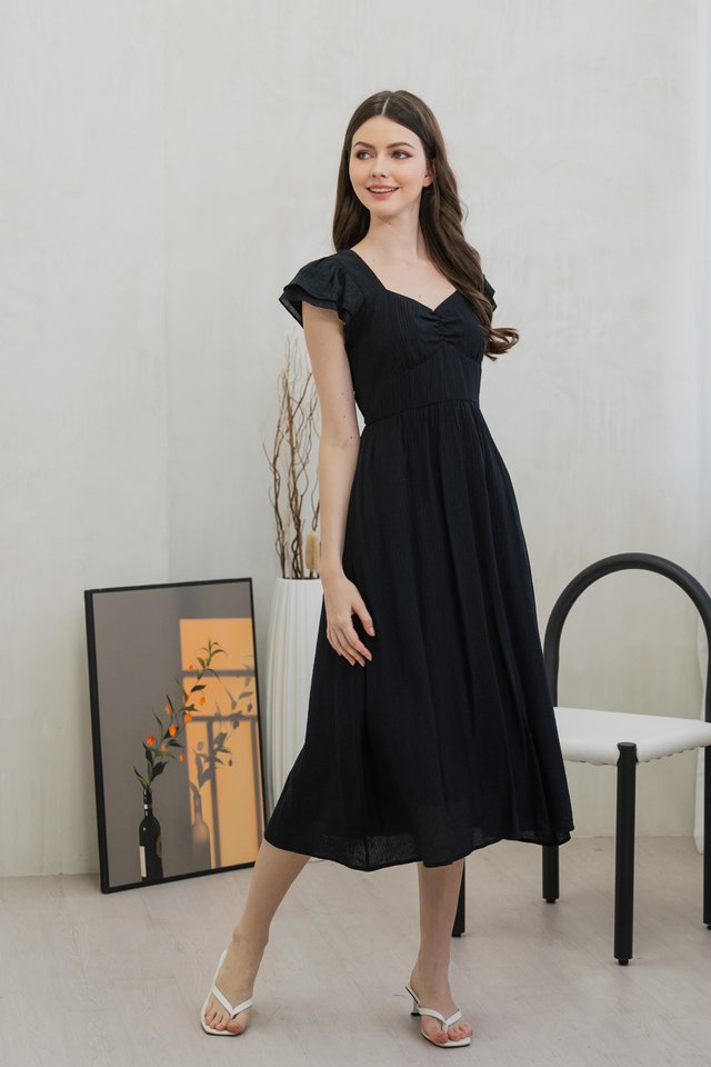 Tamryn Textured Flutter Sleeve Maxi Dress In Black
