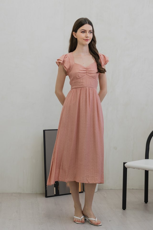 Tamryn Textured Flutter Sleeve Maxi Dress In Peach