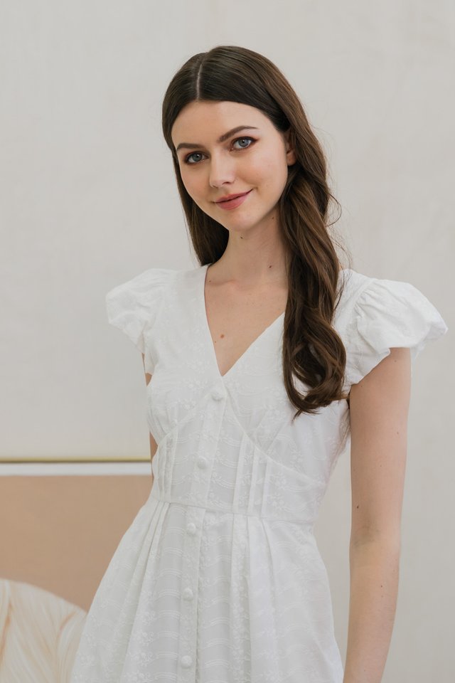 Estie Embroidery Capped Sleeve Midi Dress In White