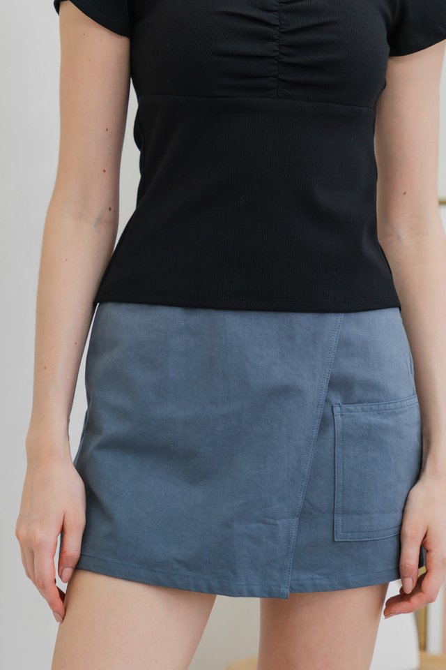 Cece Cargo Denim Overlap Skort In Gunmetal
