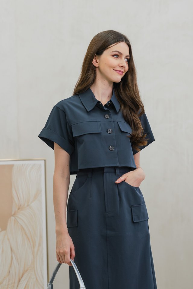 Casa Boxy Button Crop Top In Gunmetal